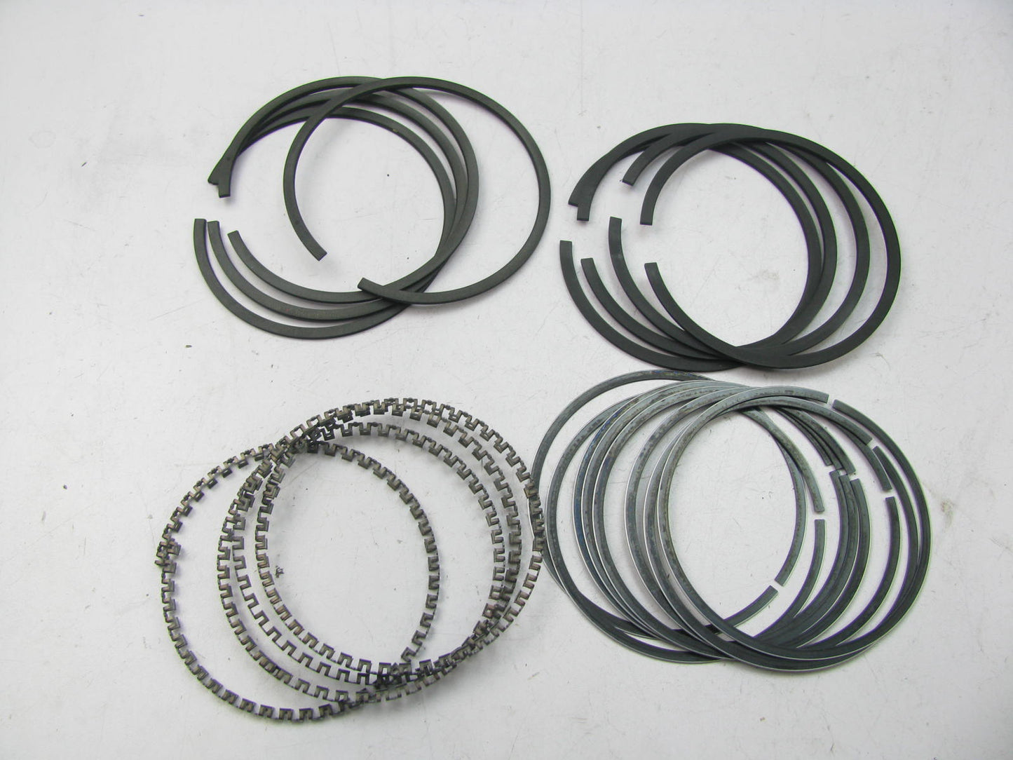 Muskegon BC-1211-030 Engine Piston Ring Set - .030'' Oversize