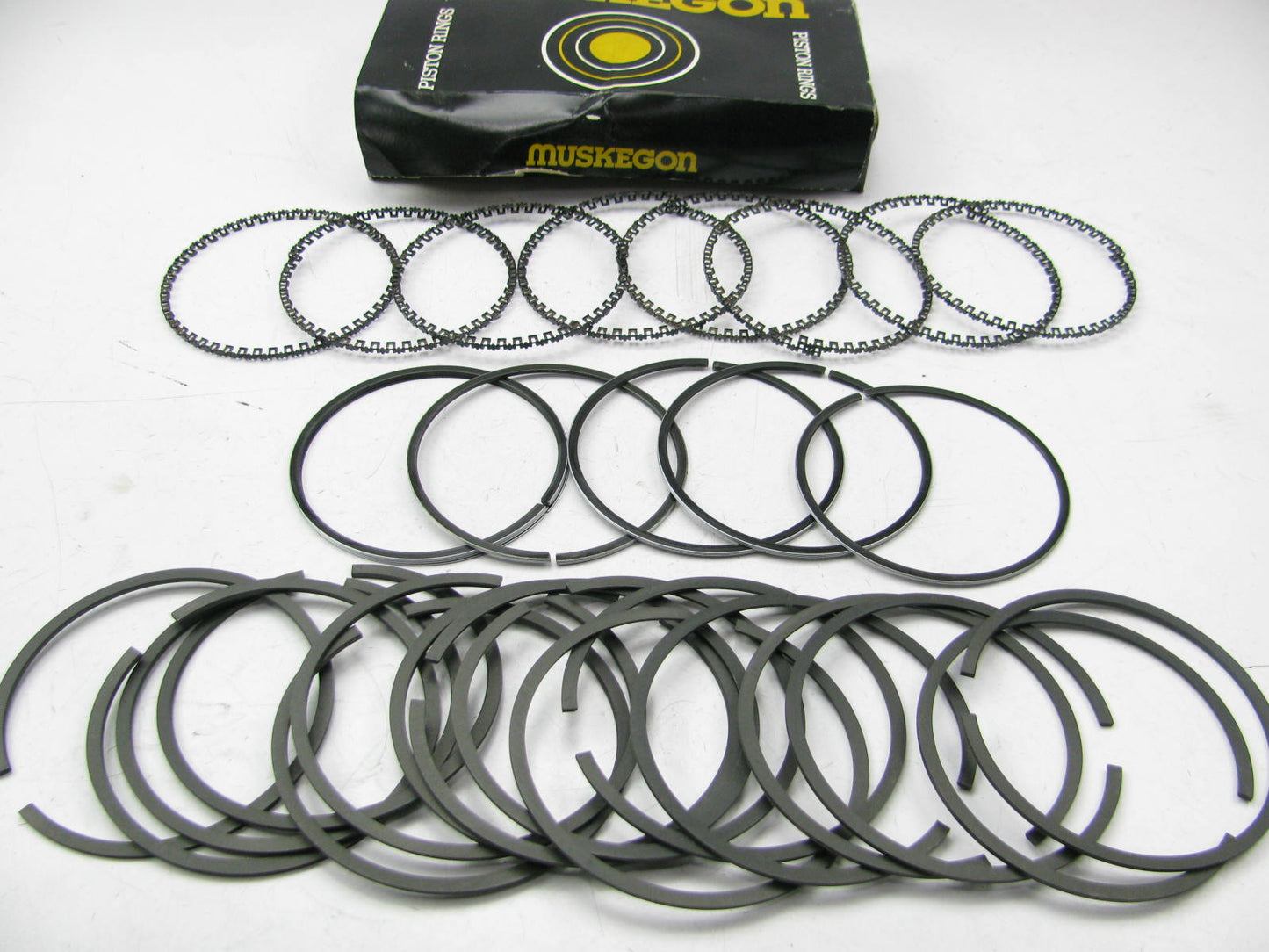 Muskegon BC-4025 Engine Piston Rings - Standard Size