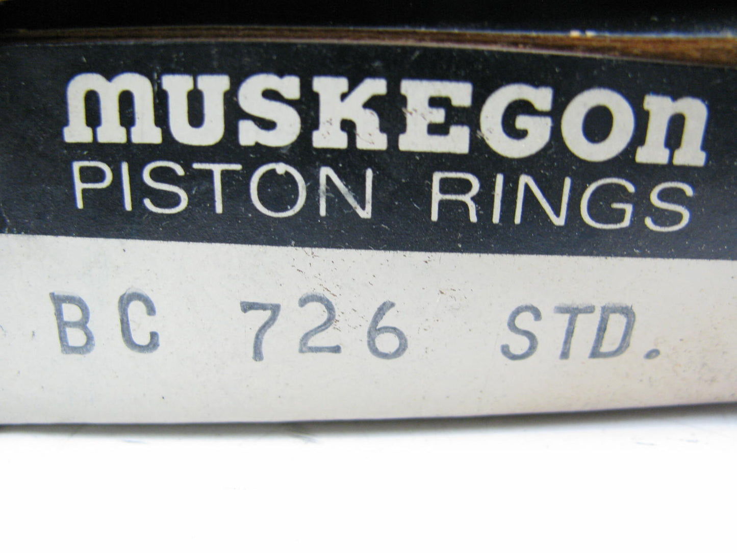 Muskegon Engine Piston Rings For 1958-1972 Land Rover Series Il,IIA,80 2.3L 2286