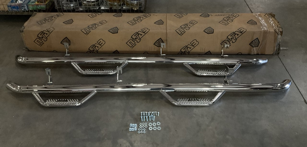 N-Fab C0789CC-SS Nerf Bar Steps For 2007-2013 Silverado Sierra 1500 Short Bed