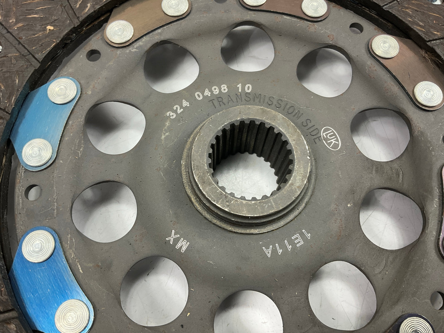 Napa 1108047 Clutch Kit (V6 Only),  Made By LuK, Comes In Napa Box