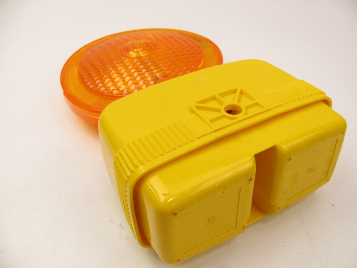 Napa 140-70500 Series 140 Flashing Yellow Barricade Beacon Lamp Light