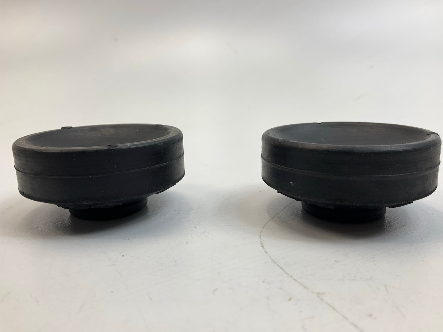 Napa 261-3092 Rear Suspension Strut Mount Kit