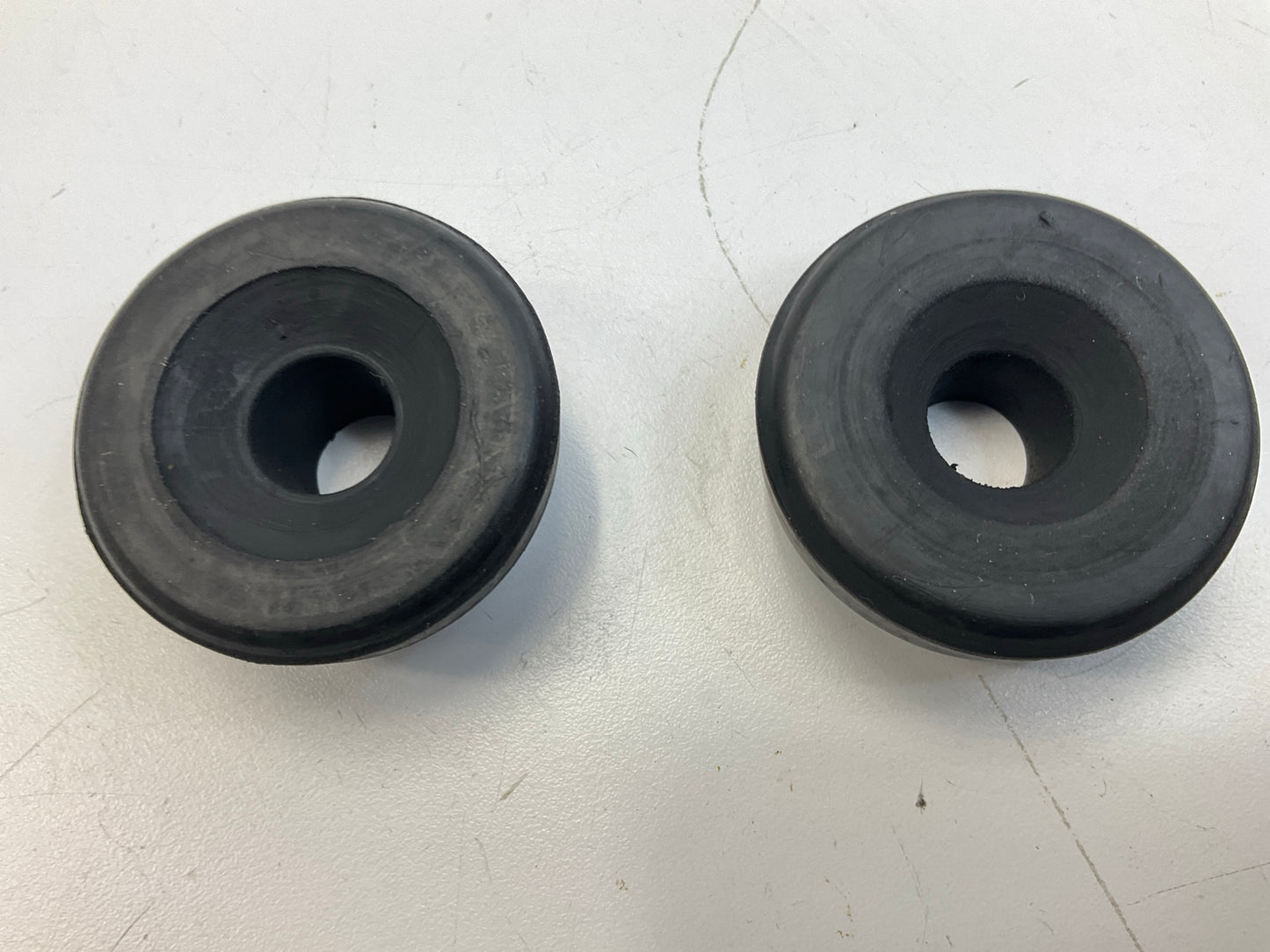 Napa 261-3172 Rear Suspension Strut Mount Kit