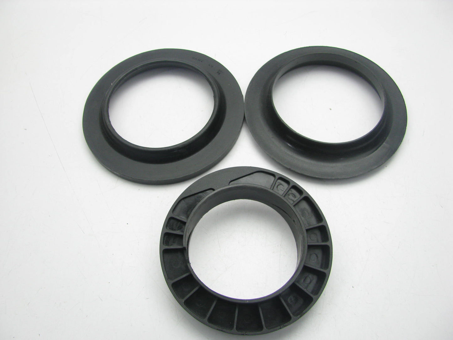(2) Napa 261-3562 Suspension Coil Spring Seat - Front Upper
