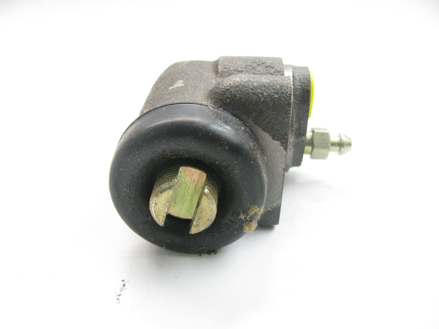 Napa 37313 FRONT RIGHT Drum Brake Wheel Cylinder For 1972-1975 Chevrolet LUV