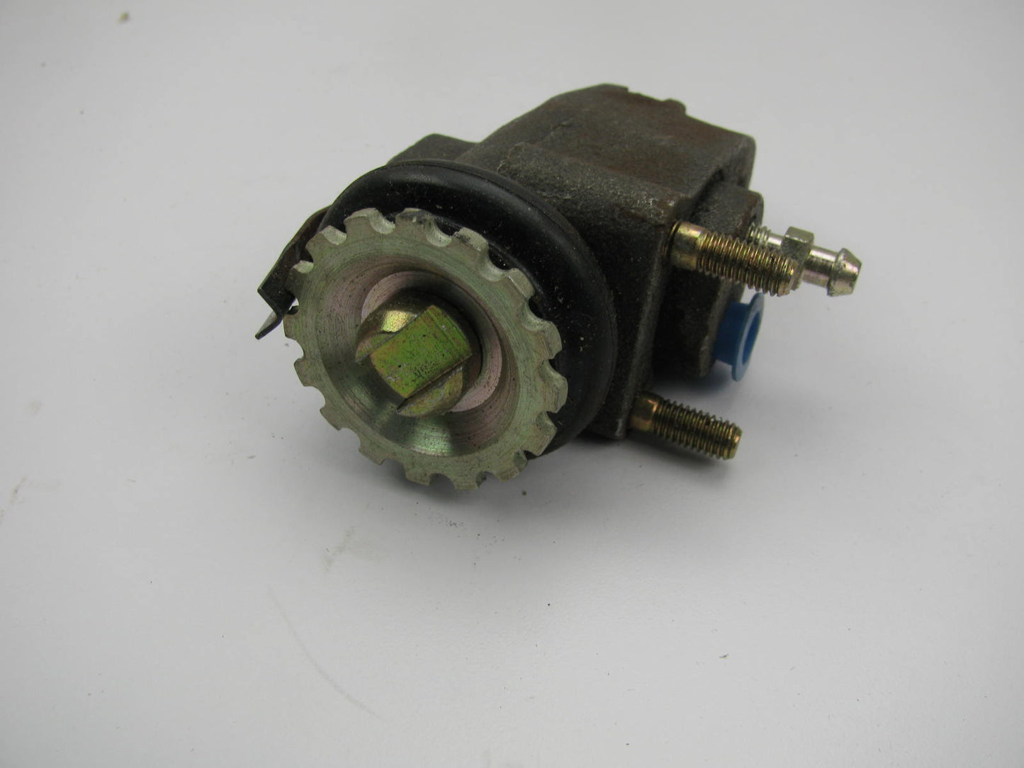 Napa 37321 Drum Brake Wheel Cylinder - Front Right