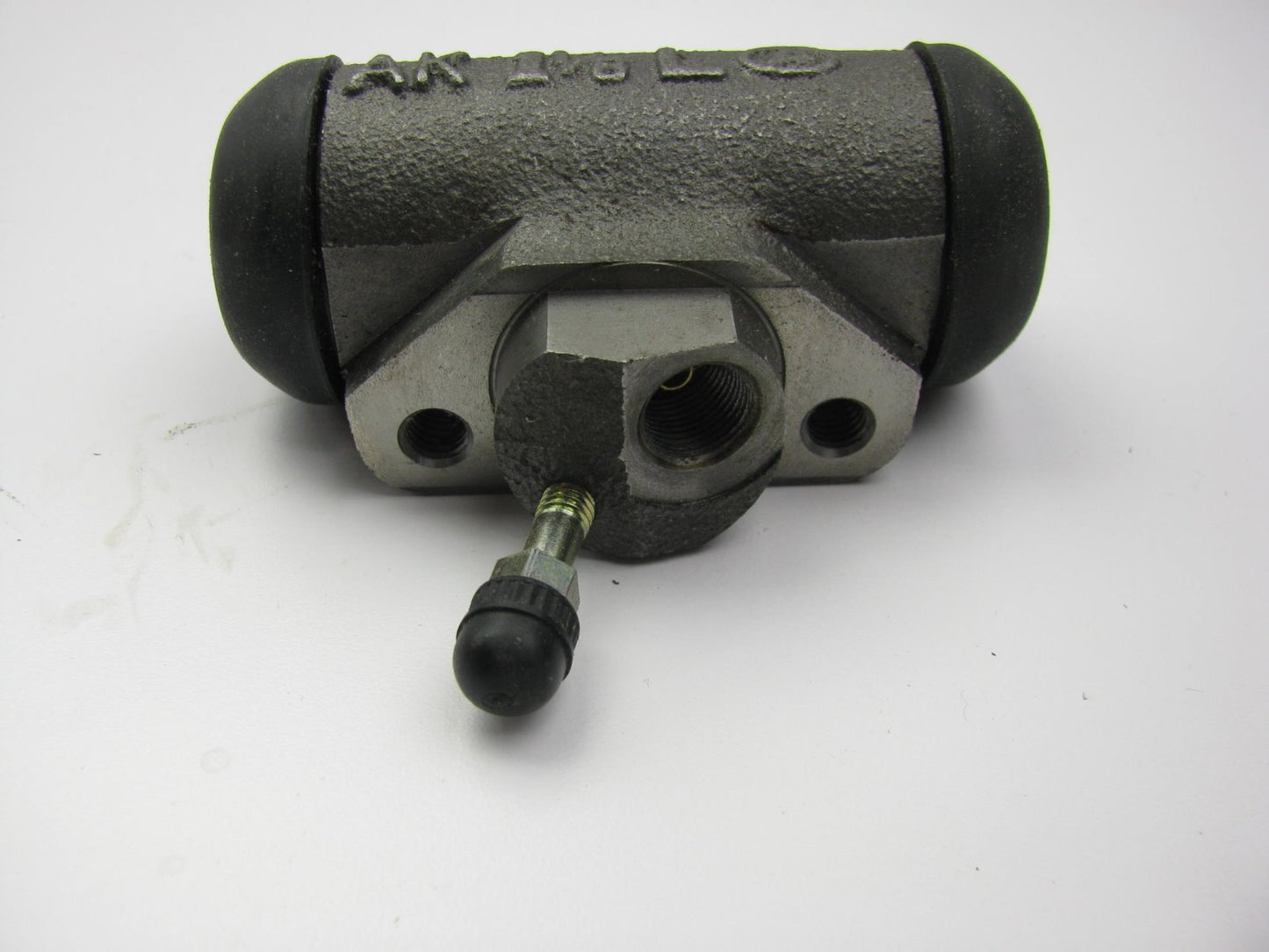 Napa 37561 LEFT REAR Drum Brake Wheel Cylinder - Toyota FG35 FD35 Forklift Truck