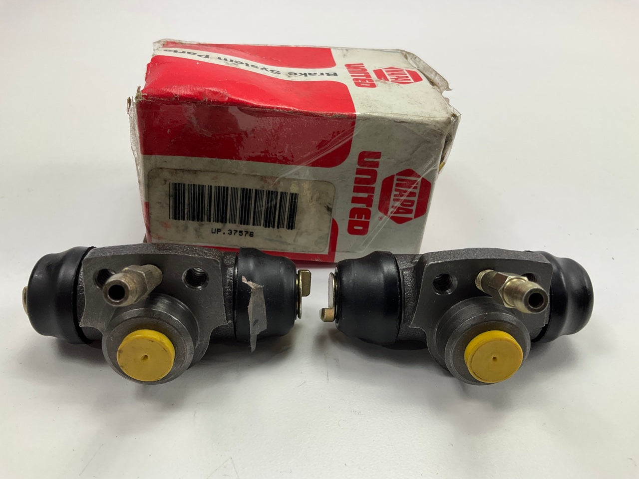 (2) Napa 37576 REAR Drum Brake Wheel Cylinders