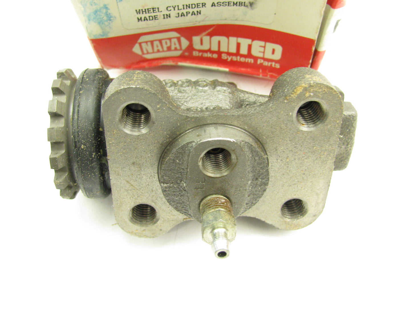 Napa 37950 Front Left Drum Brake Wheel Cylinder for 1992-1993 W4500 1987-93 NPR