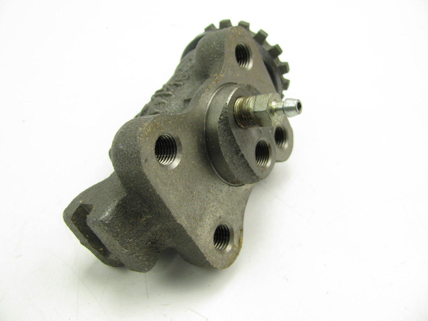 Napa 37950 Front Left Drum Brake Wheel Cylinder for 1992-1993 W4500 1987-93 NPR