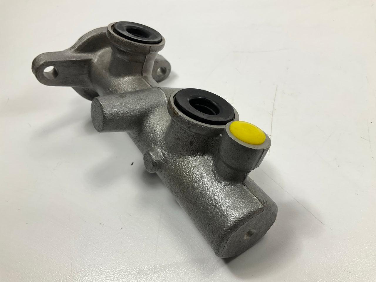 REMAN. Napa 390007 Brake Master Cylinder For 2001-2006 Nissan Altima, 91-00 G20