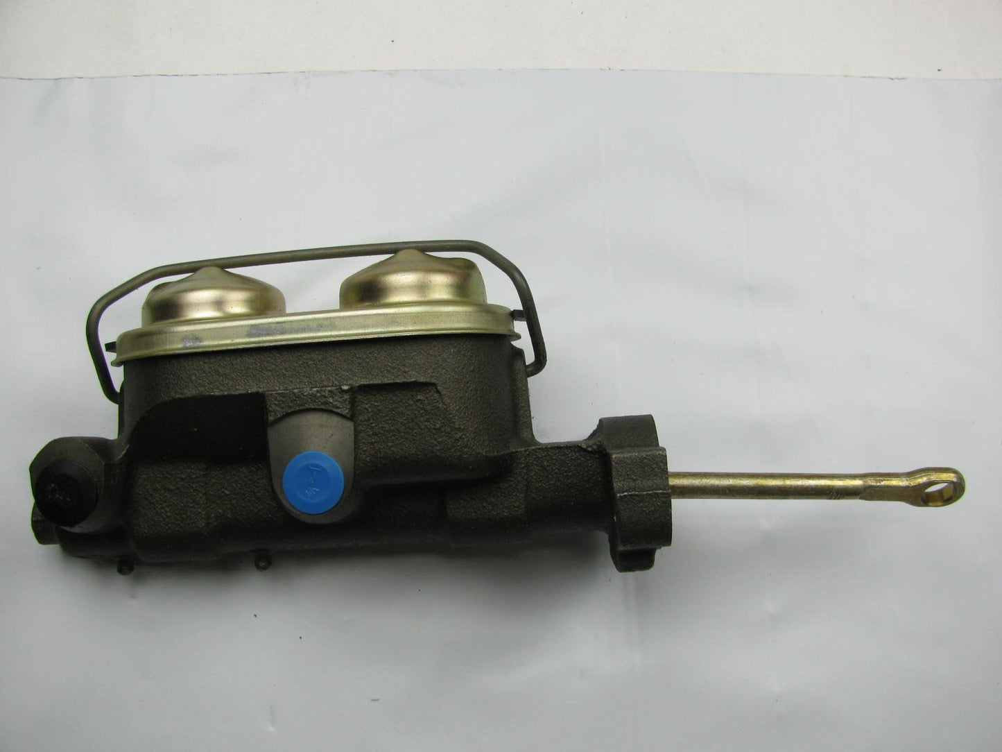 Napa 39002 Brake Master Cylinder  MC39002