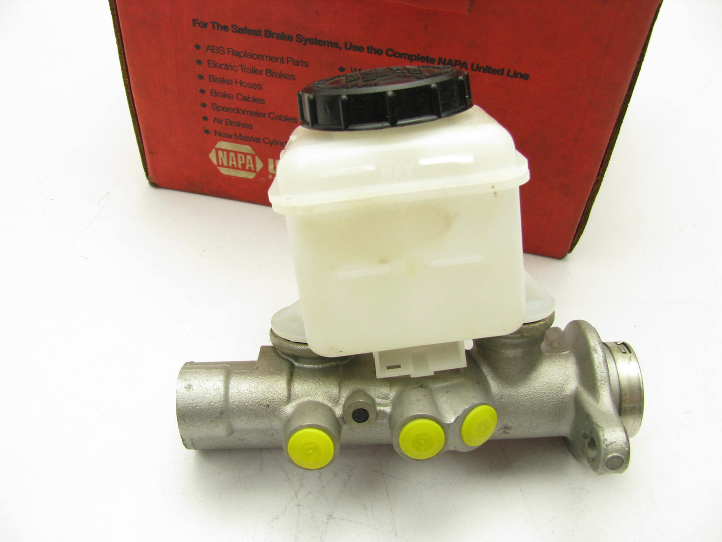 Napa 390118 Brake Master Cylinder For 1992-1996 Nissan Pickup 4WD