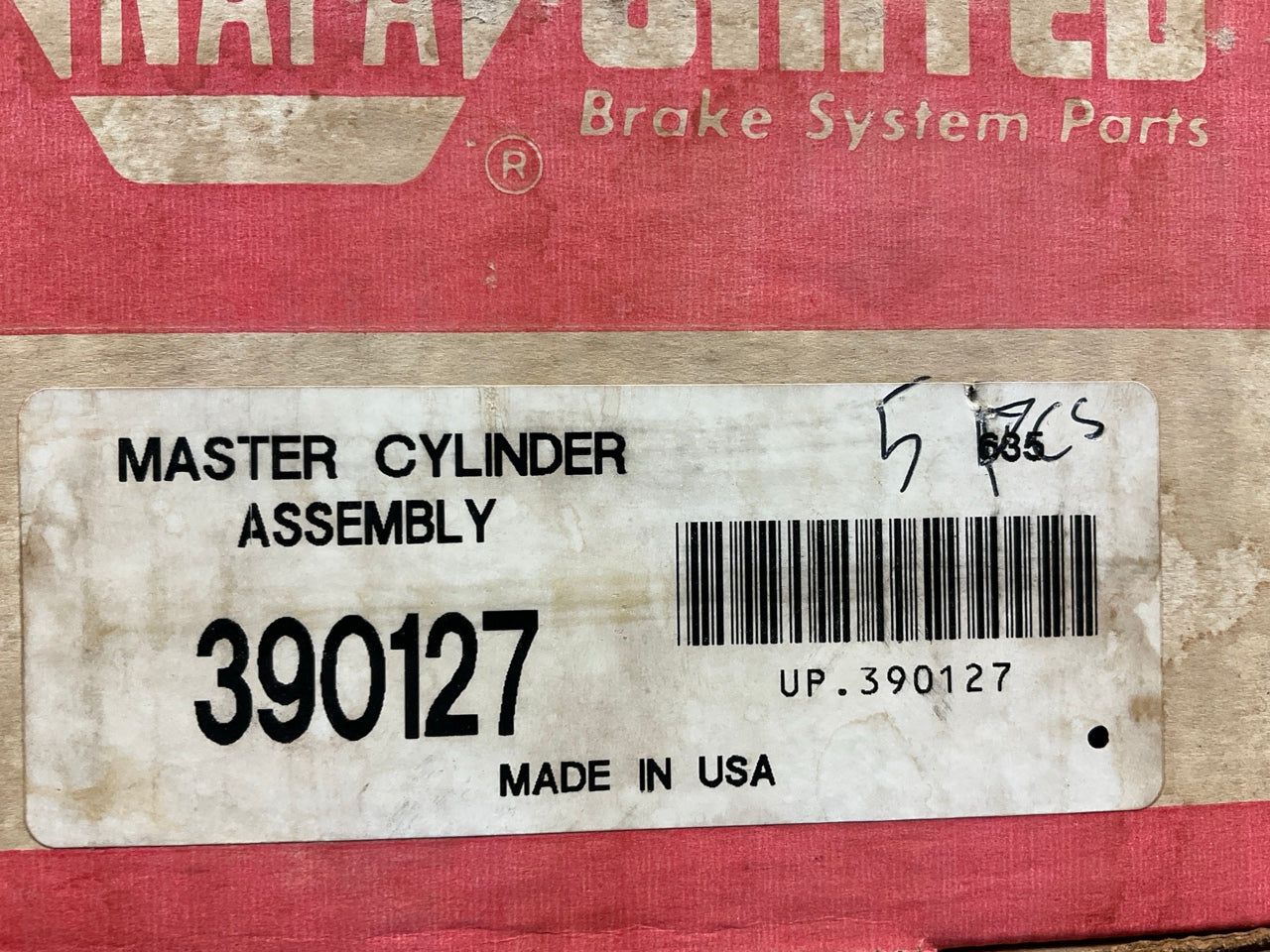 Napa 390127 Brake Master Cylinder - 1993 Buick Roadmaster, 1993 Chevy Caprice