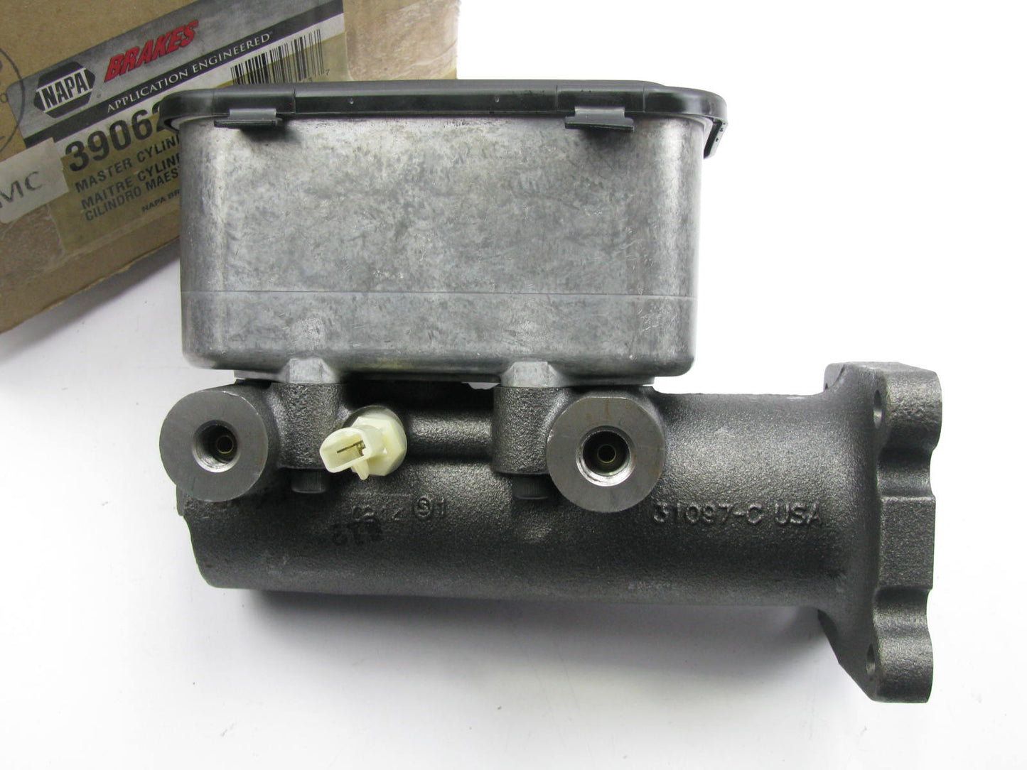Napa 390628 Brake Master Cylinder For 1995-1998 Freightliner FC70, Ford B800