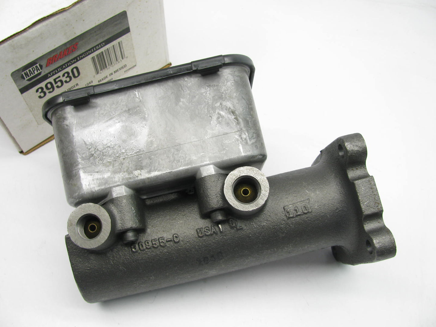 Napa 39530 Brake Master Cylinder For 1979-1983 International Harvester