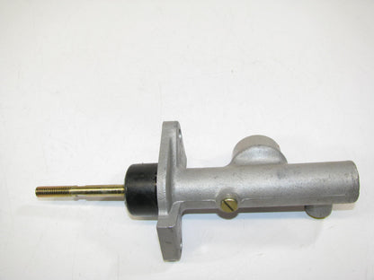 Napa 39933 Clutch Master Cylinder For 1993-1997 Nissan Altima