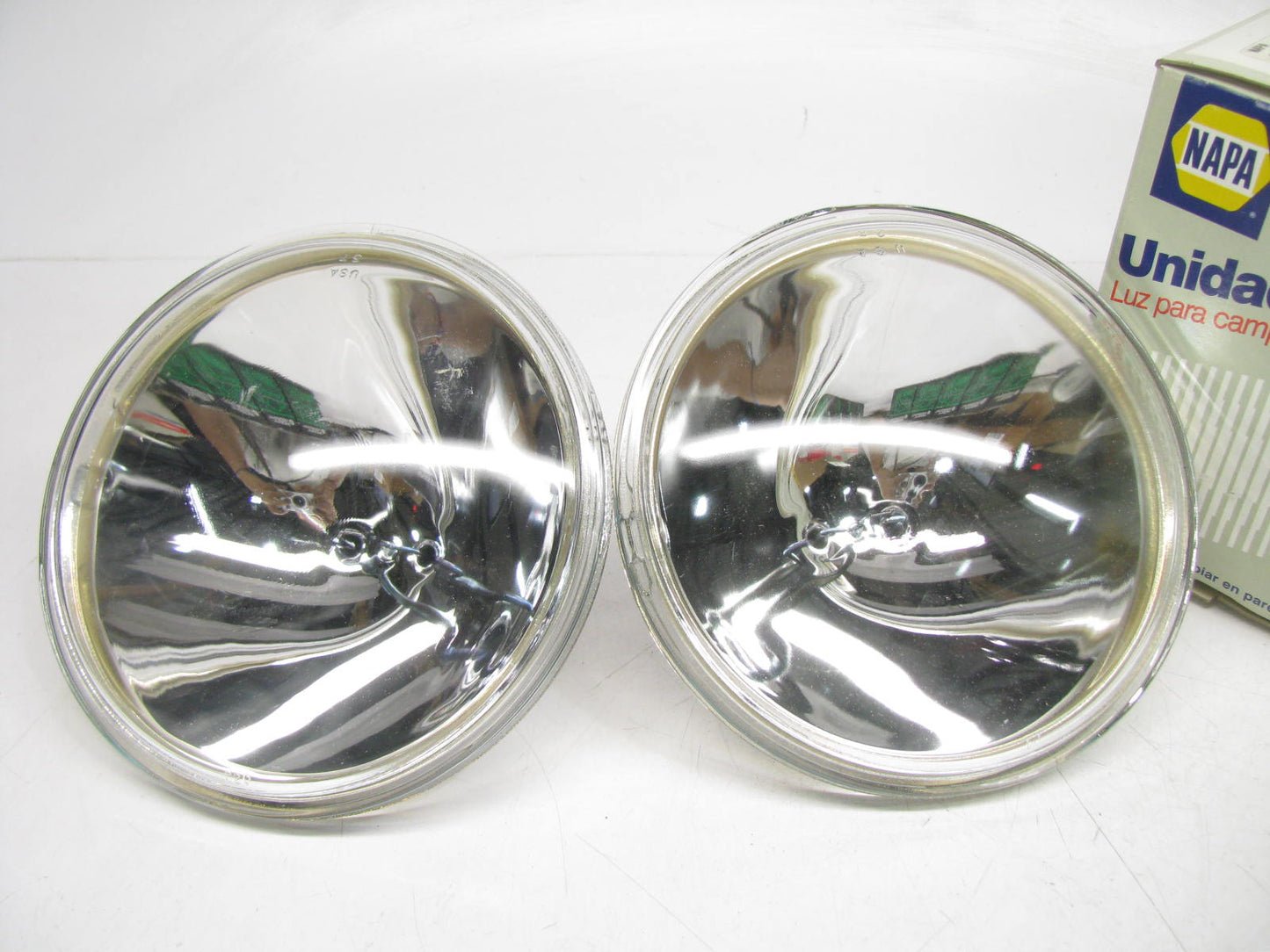 (2) Napa 4436 Signal Sealed Beam Light Bulb 12V 35W Headlight Headlamp Bulb 4436