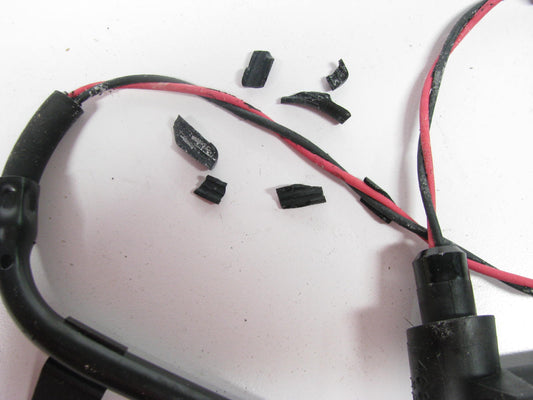 DAMAGED INSULATION - Napa 530088 Front Right ABS Wheel Speed Sensor