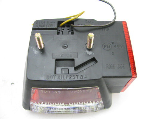 Napa 534D Stop Tail Turn Tail Light Lamp Truck, Trailer  / 440L