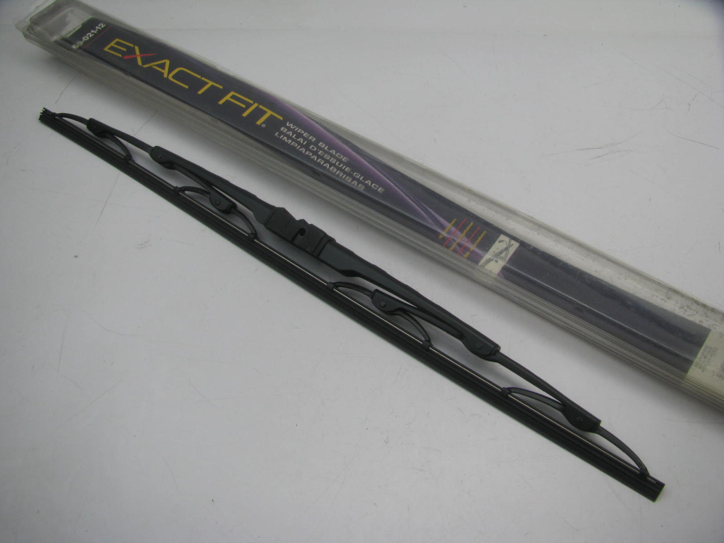Napa 60-021-12 Front Exact Fit Windshield Wiper Blade - 21''
