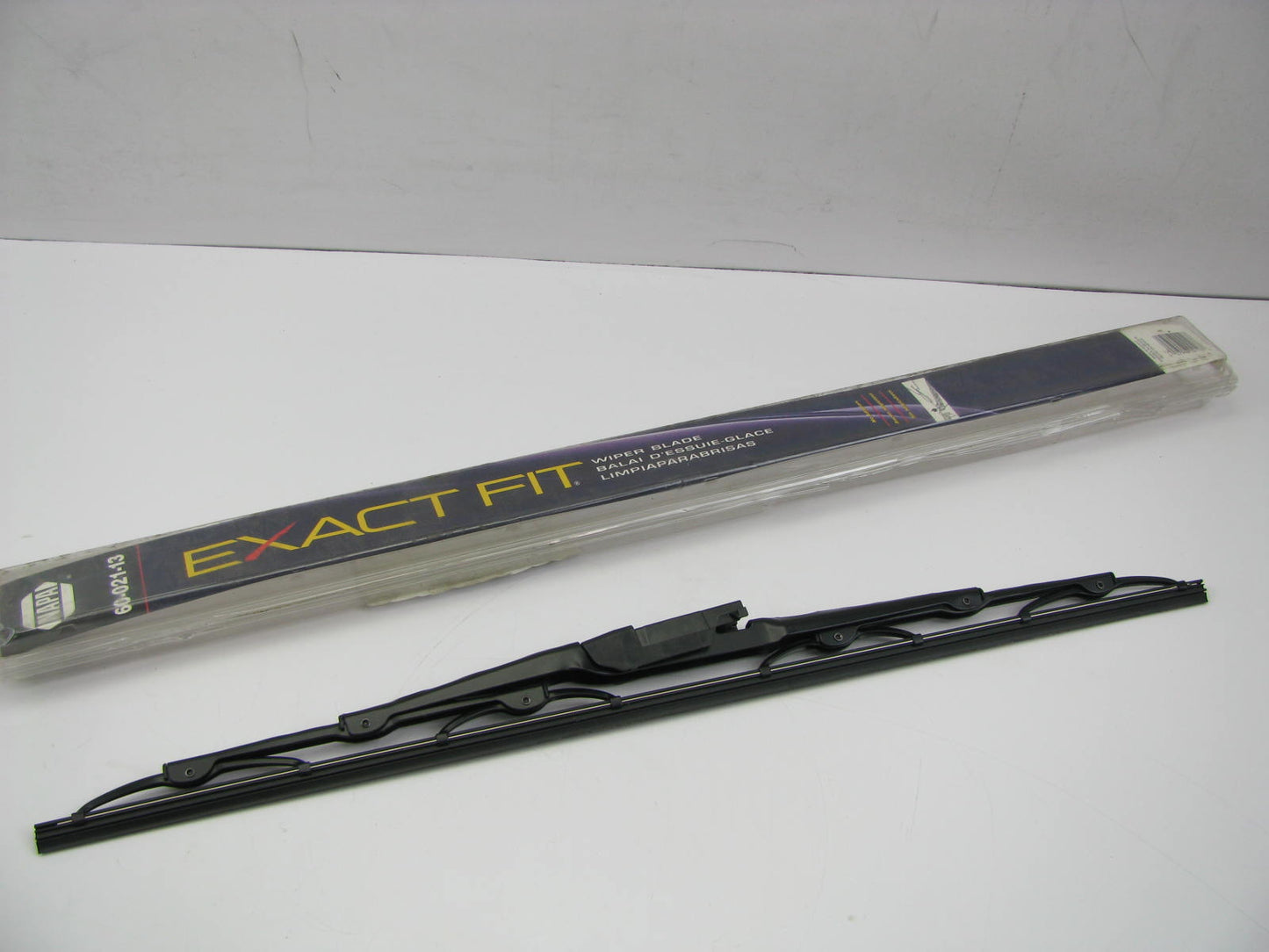 Napa 60-021-13 Front Right Exact Fit Windshield Wiper Blade - 21''