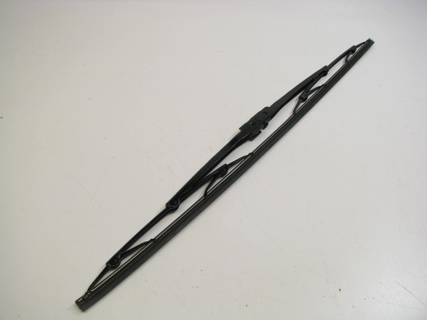 Napa 60-021-1 Front Exact Fit Windshield Wiper Blade - 21''