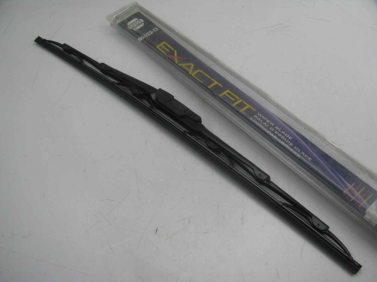 Napa 60-022-13 Front Exact Fit Windshield Wiper Blade - 22''