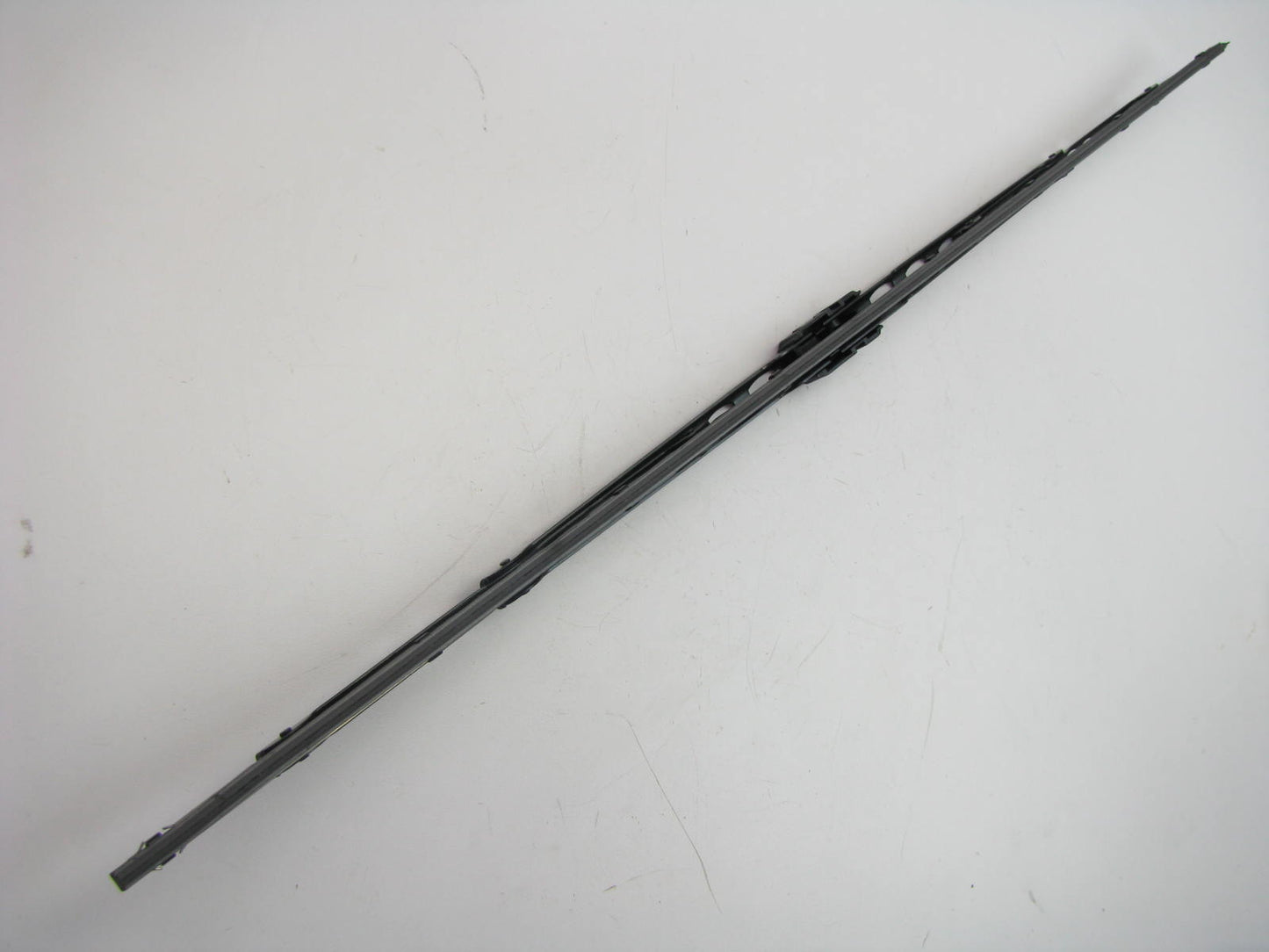 Napa 60-028-12 Left Exact Fit Windshield Wiper Blade - 28'' Long