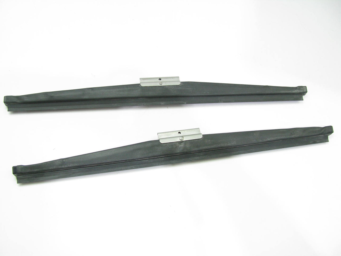 (2) Napa 60-1560 Front Fleet Edge Windshield Wiper Blade - 15''