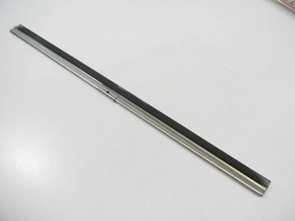 Napa 60-1750 Heavy Duty Flat Windshield Wiper Blade - 17''