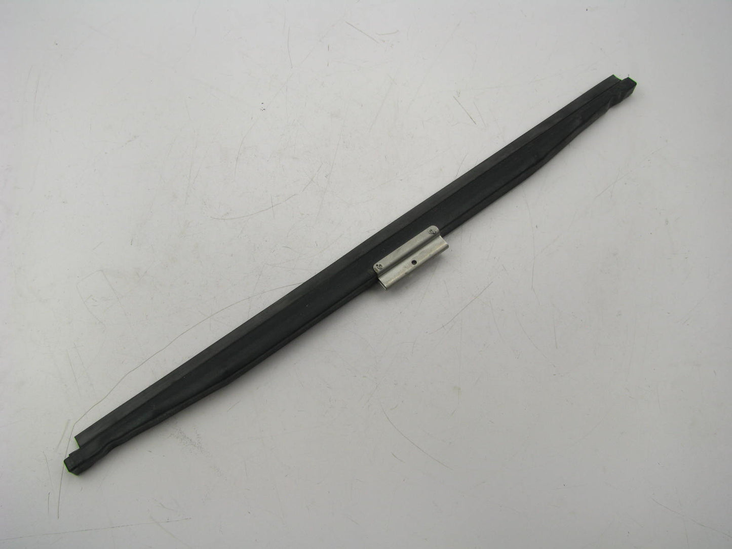 Napa 60-1860 Front Fleet Edge Windshield Wiper Blade - 18''