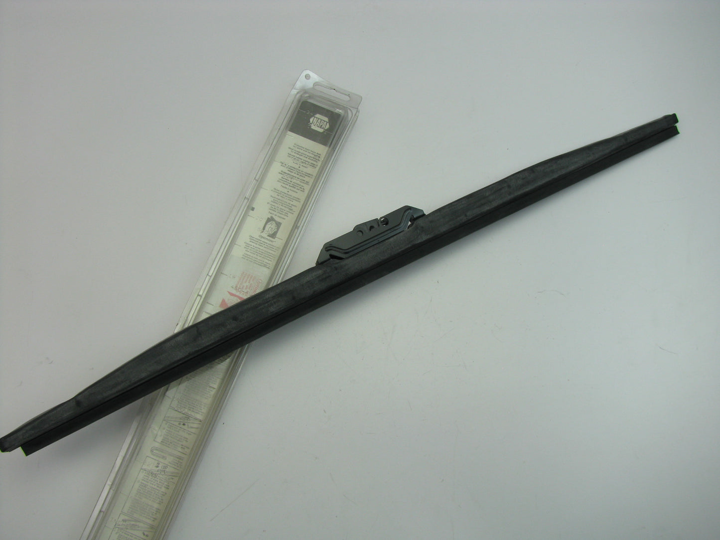 Napa 60-2457-5 Front Winter Edge Windshield Wiper Blade - 24''