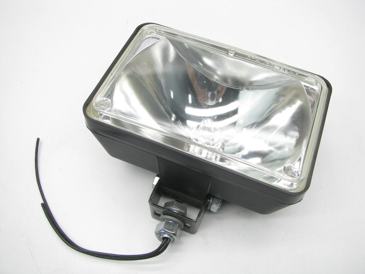 Napa 628WD Auxiliary Work Lamp 4X6 Rectangular Halogen 12V 1450 Lumen 1/2'' Stud