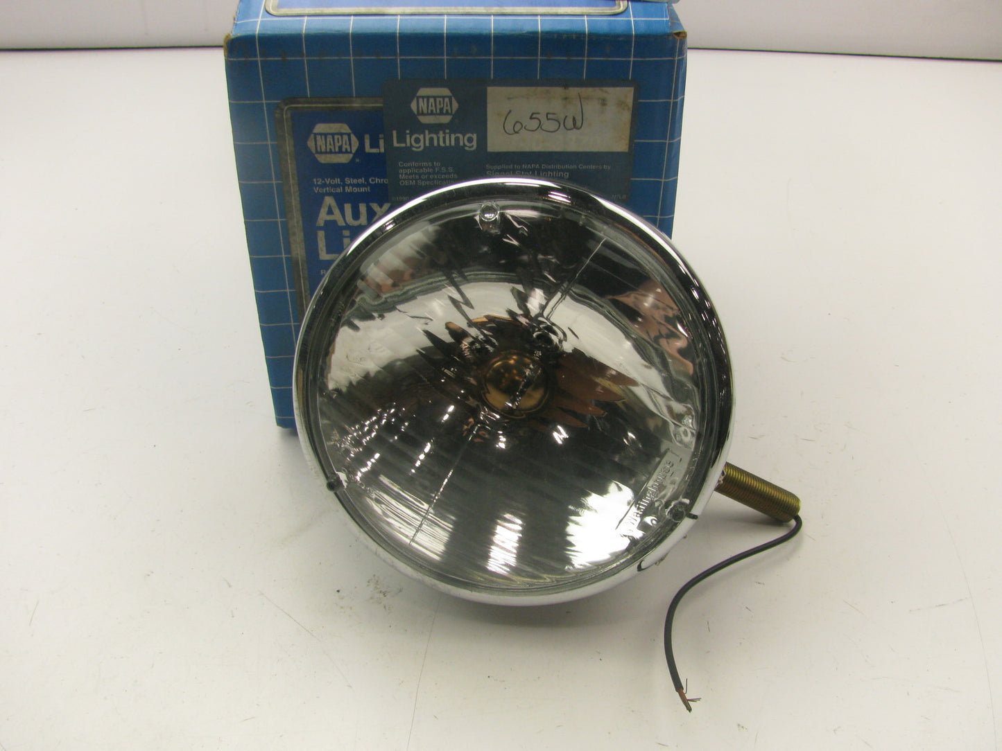 Napa 655W Sealed Beam Bulb Headlight 6'' Round Head Lamp MADE IN USA, Chrome