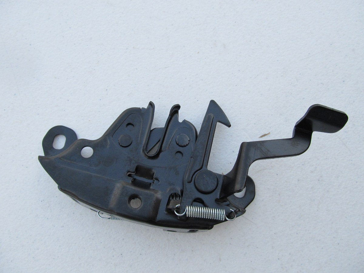 Napa 675-5234 Hood Catch Latch For 1998-2001 Nissan Altima