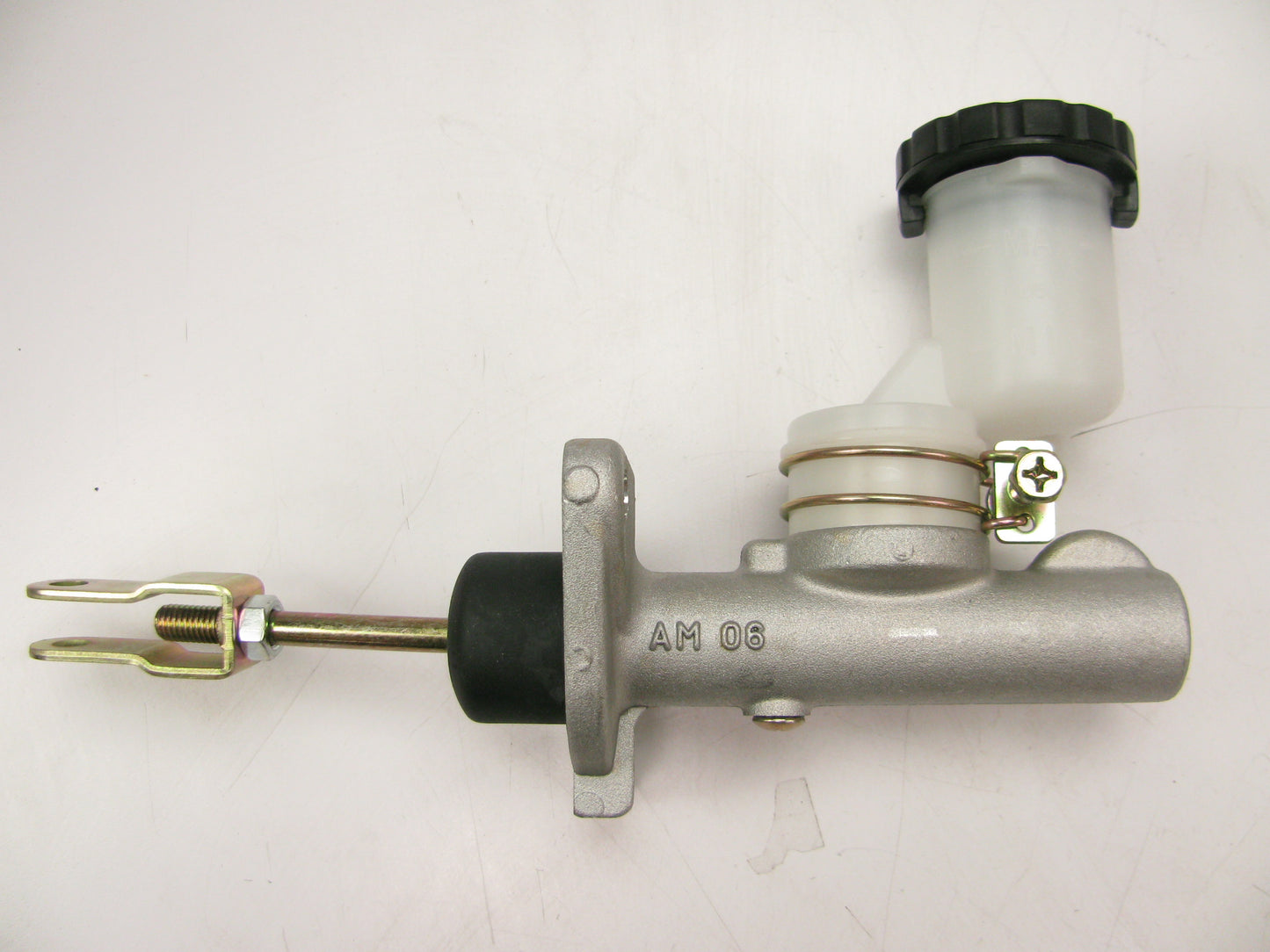Napa 72236 Clutch Master Cylinder For 1993-1997 Nissan Altima