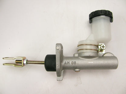 Napa 72236 Clutch Master Cylinder For 1993-1997 Nissan Altima