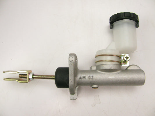 Napa 72236 Clutch Master Cylinder For 1993-1997 Nissan Altima