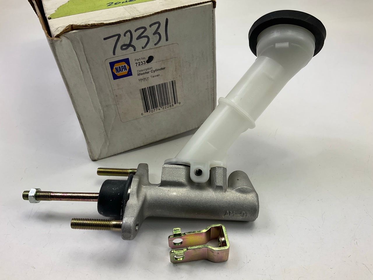 Napa 72331 Clutch Master Cylinder For 1994-1999 Toyota Celica