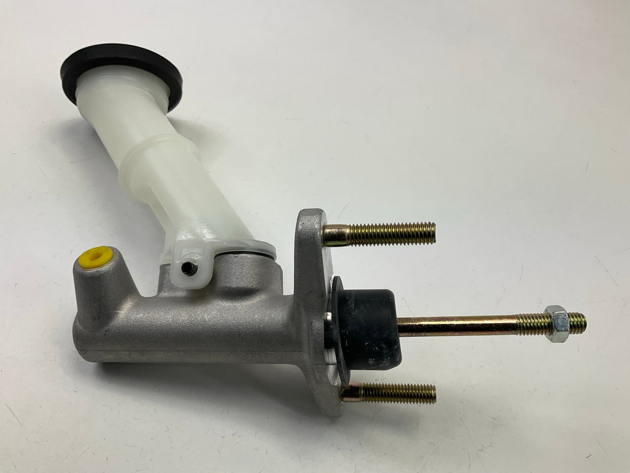 Napa 72331 Clutch Master Cylinder For 1994-1999 Toyota Celica