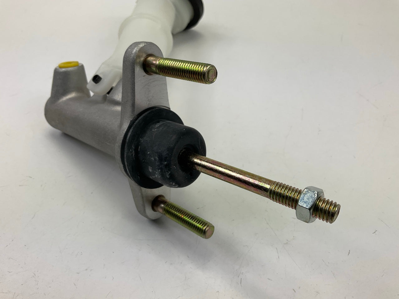 Napa 72331 Clutch Master Cylinder For 1994-1999 Toyota Celica
