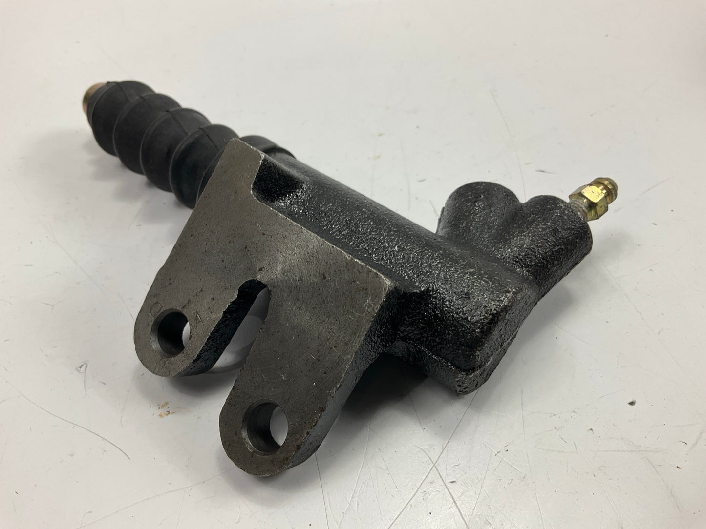 Napa 73181 Clutch Slave Cylinder For 1988-1992 Mazda 626, MX-6