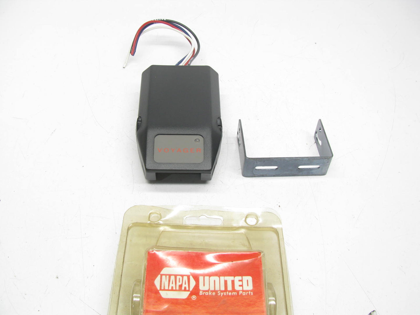 Napa 89241 Voyager Electronic Brake Controller For 1 & 2 Axle 2 & 4 Brake System