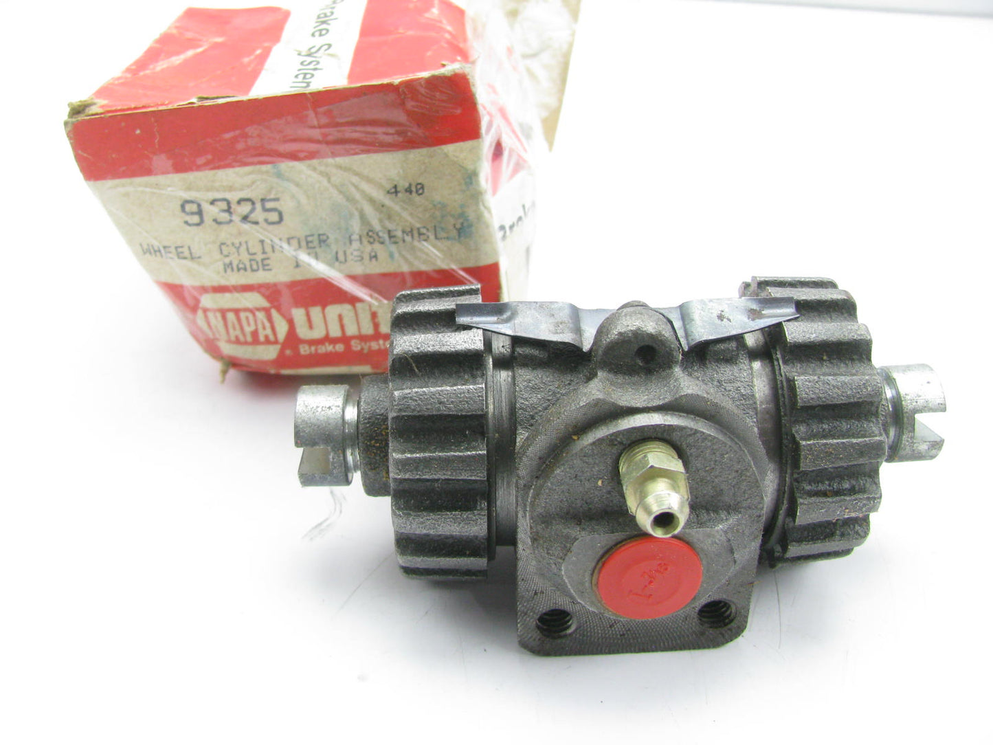 Napa 9325- Rear Drum Brake Wheel Cylinder  For 1947-1952 Chevrolet Truck