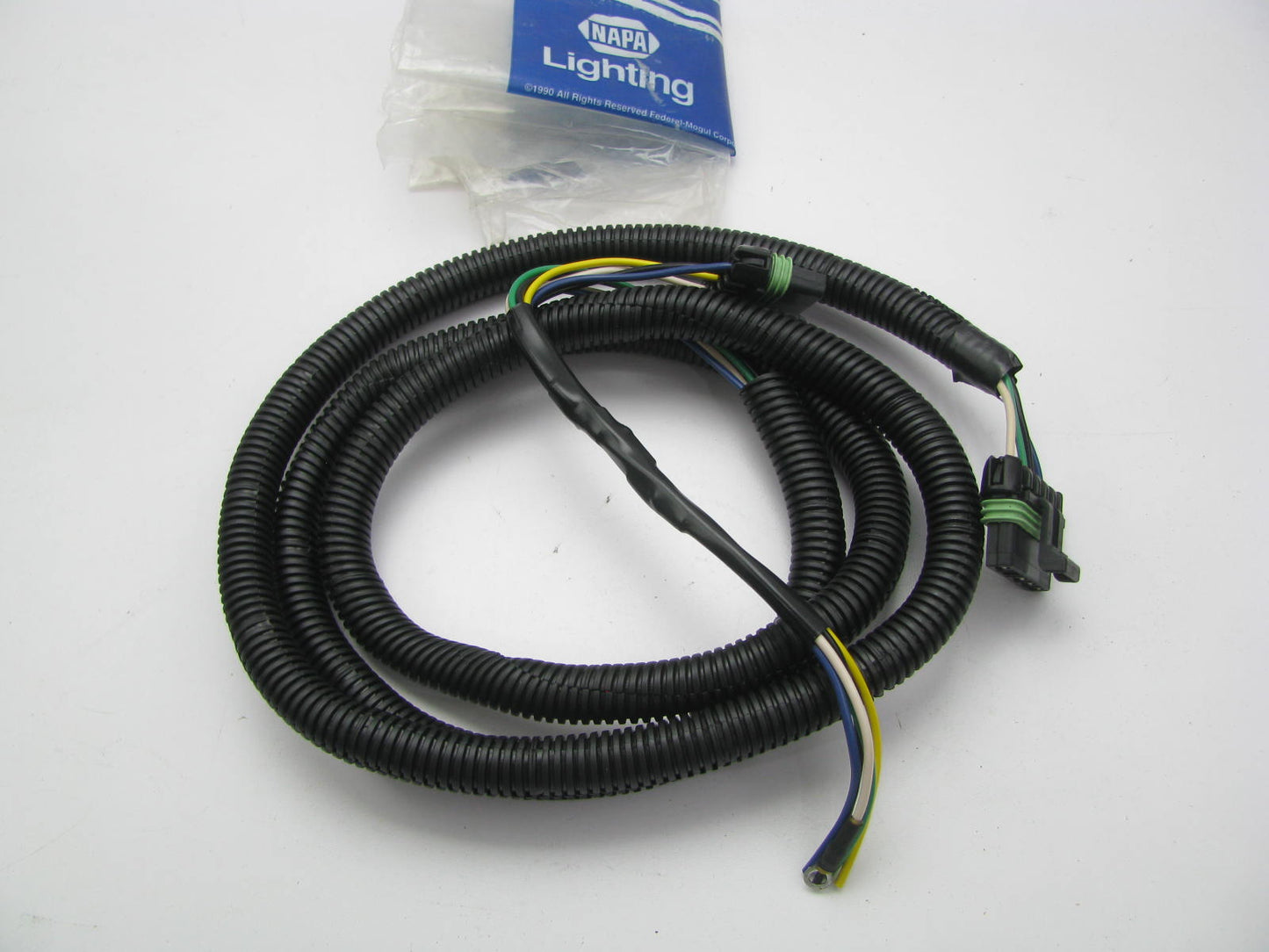 Napa (Signal-Stat) 9466 Tail Light Metri-Pack Cross-Over Harness
