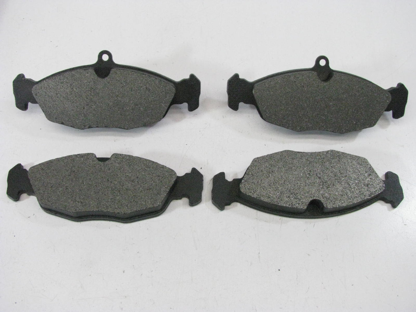 Napa AE 7563 AM Semi-Metallic Disc Brake Pads - Rear