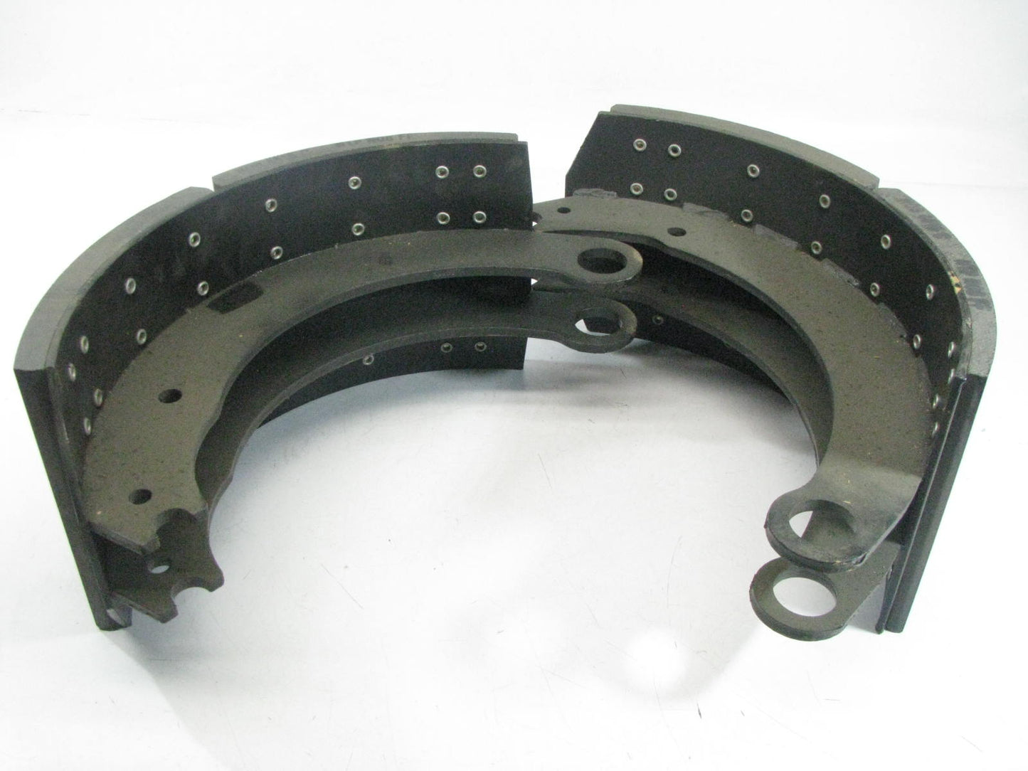 Napa AFS4515RST Relined Rockwell P Pin-Type Brake Shoes 16-1/2'' X 7'' # 4515