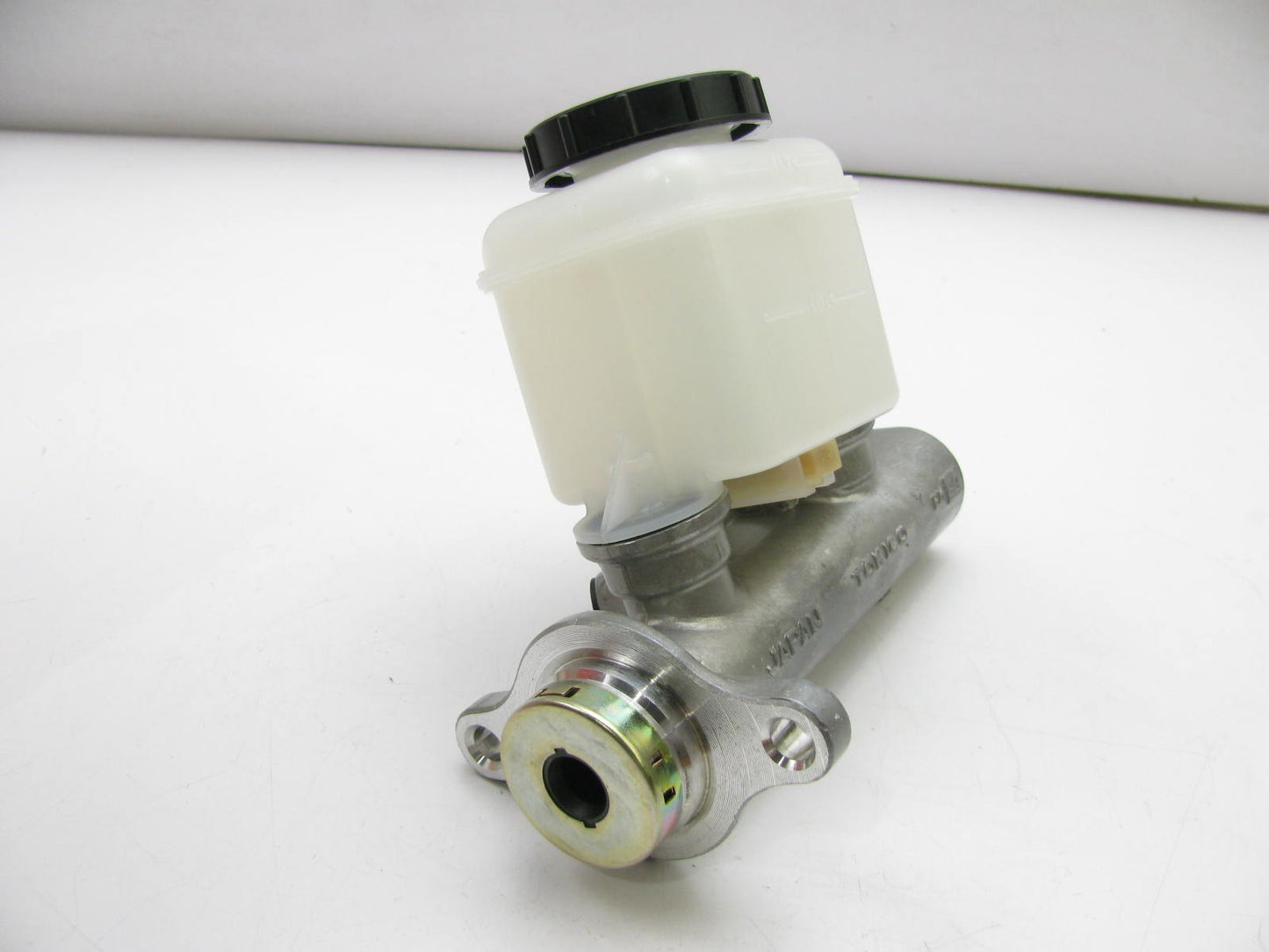 Napa MC39795 Brake Master Cylinder For 1988-1990 Nissan Pathfinder